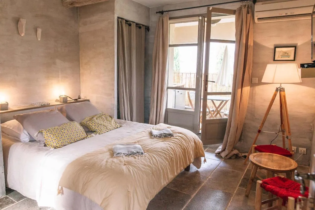 Le Mas De Cink Saint-Saturnin-les-Apt Apartment